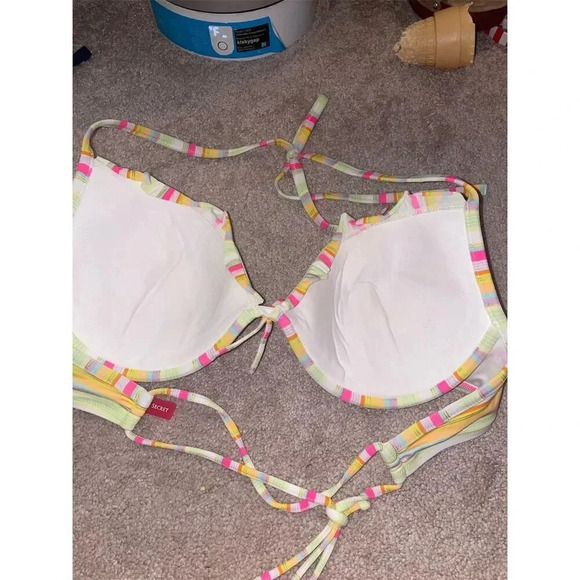 Victoria's Secret Striped String Bikini Top 34DD Multicolor Ruffle Detail - Picture 5 of 13